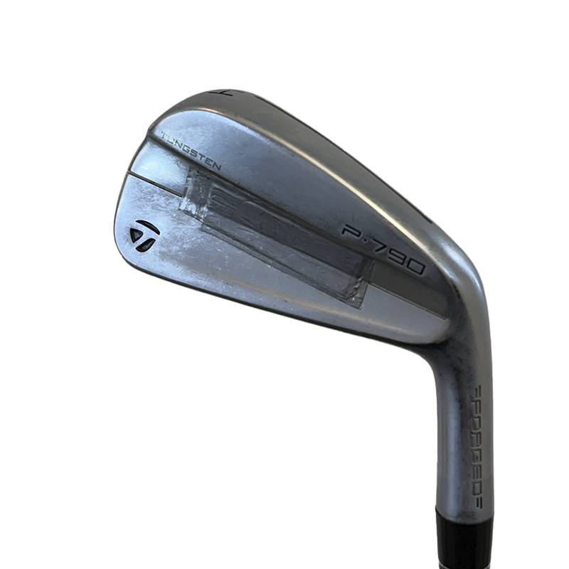 TaylorMade P790 Iron 4